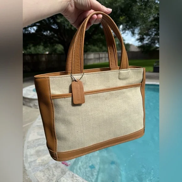 Coach Bleeker 6121 Tan and Brown Leather and Linen Tote EUC Made in the USA ๐บ๐ธ๐บ๐ธ - Picture 1 of 17